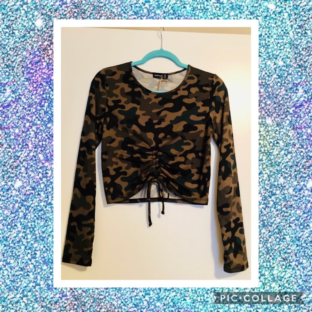 Camouflage Long Sleeved Crop Top